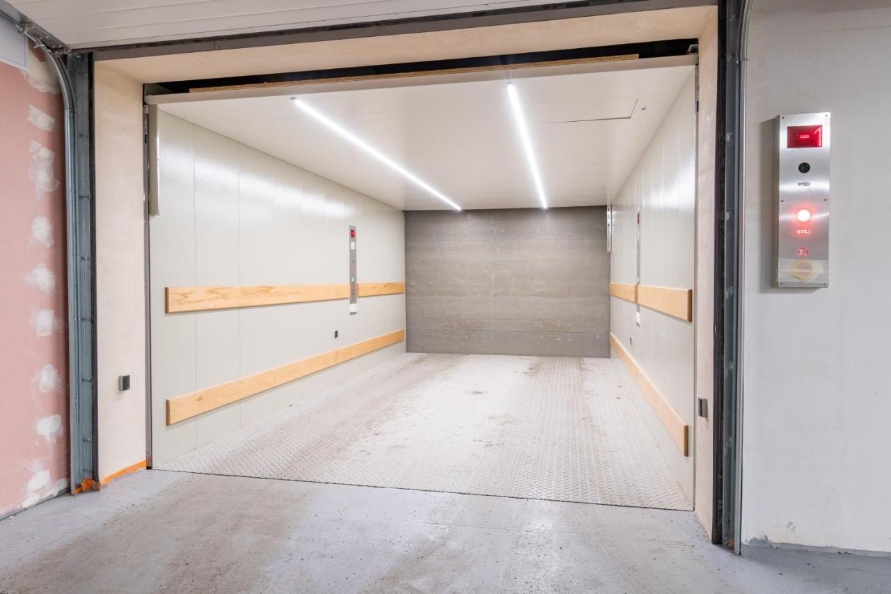 Studio Brand New Apartment #28 In New Building With Free Parking In City Center 布拉格 外观 照片