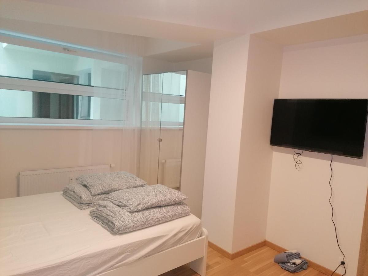 Studio Brand New Apartment #28 In New Building With Free Parking In City Center 布拉格 外观 照片